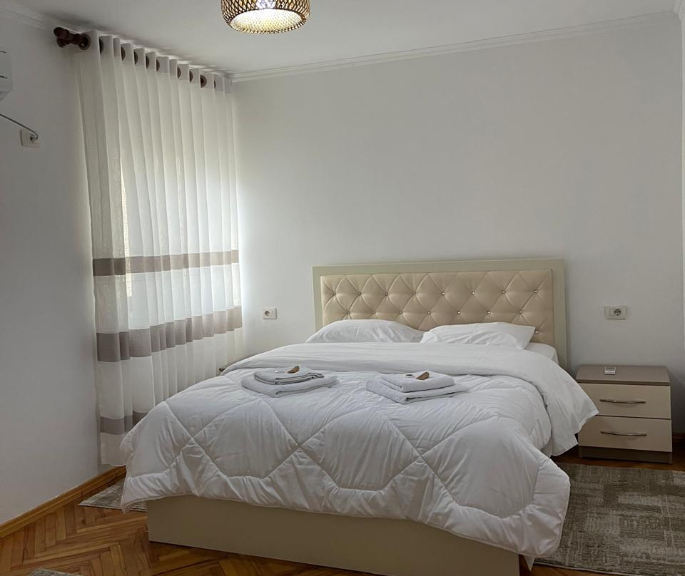 Apartament Qetesia 1