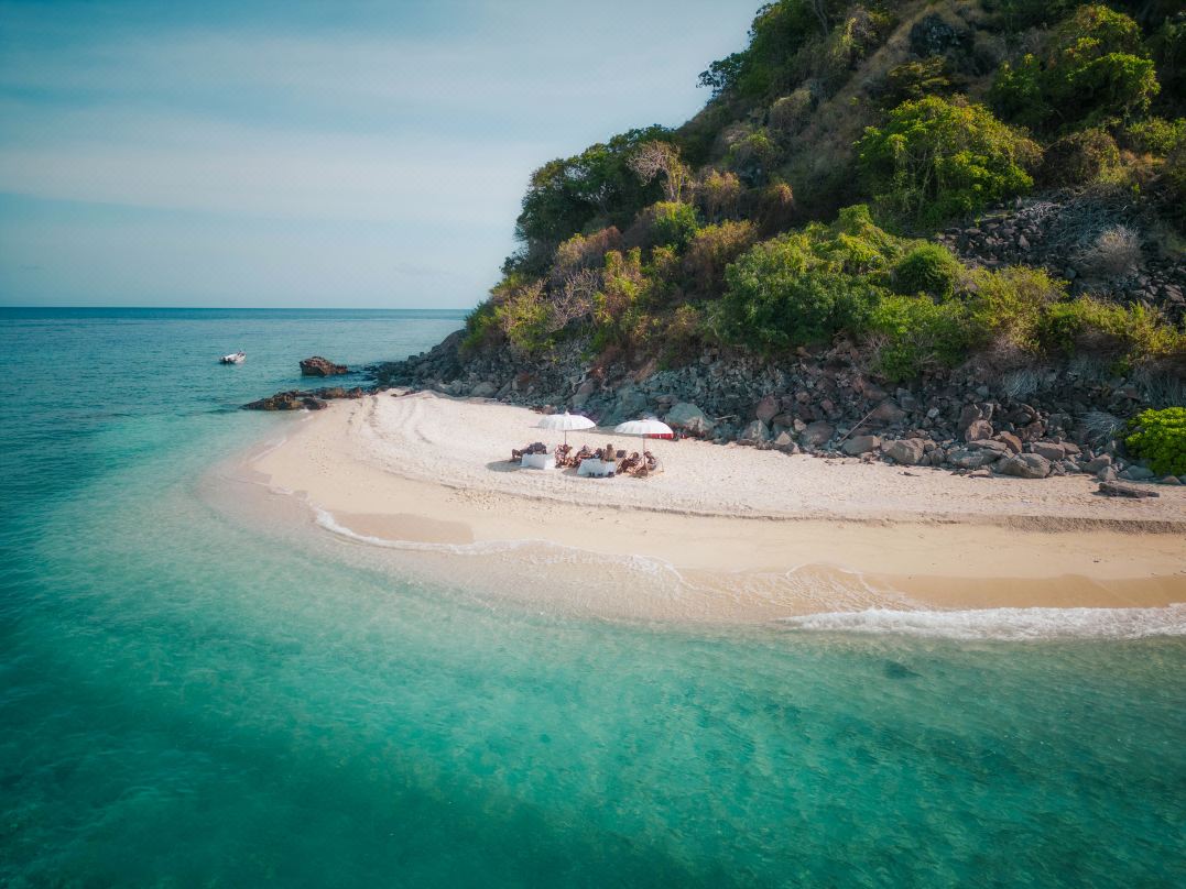 Full Day Go 6 Komodo Destinations By SpeedBoat From Labuan Bajo