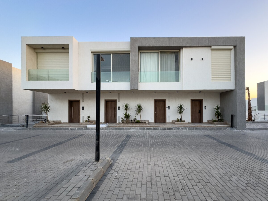 Poolside Townhome|2 Masters|Huge Terrace| El Gouna