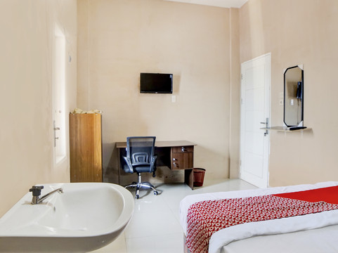 OYO 93628 Scorpion Guest House & Beach