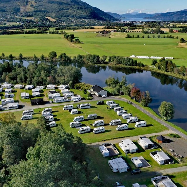 Surnadal Camping Brekkøya & Restaurant