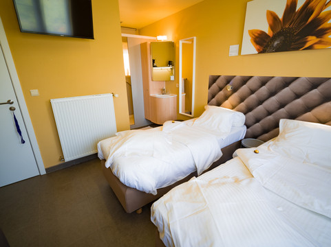 Merelbeke酒店住宿-[su'ro] Bed And Breakfast