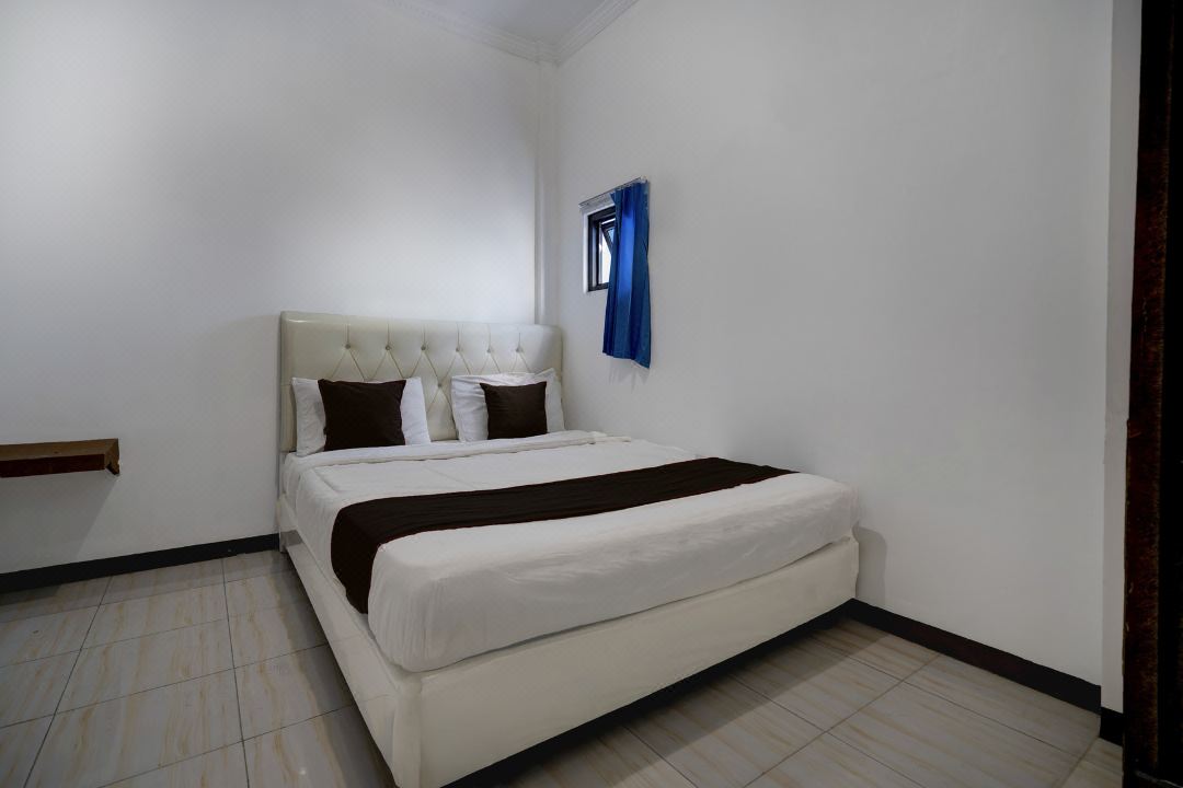 Hotel O 94843 Syariah Hj. Lilis Sukabumi