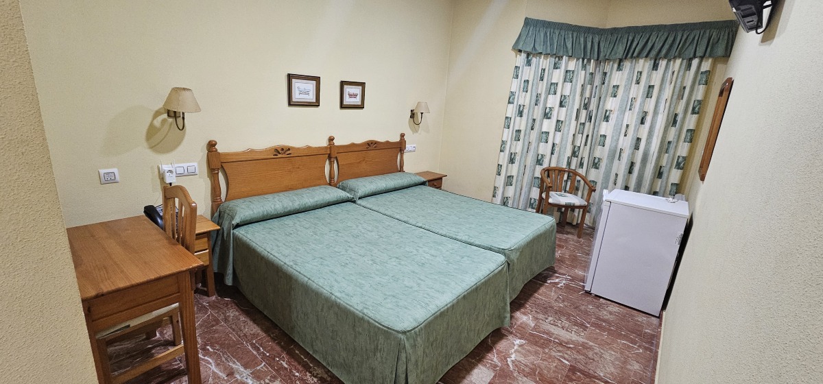 阿尔博赫拉酒店-官方