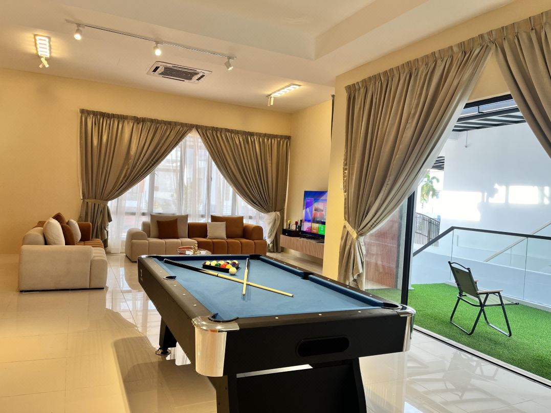 Happiness Stay (20 Pax) With Karaoke, Snooker, BBQ, Mahjong Table