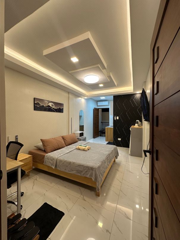 Casa Leveria Unit 8 w/ Balcony (Inquire Parking Availability)