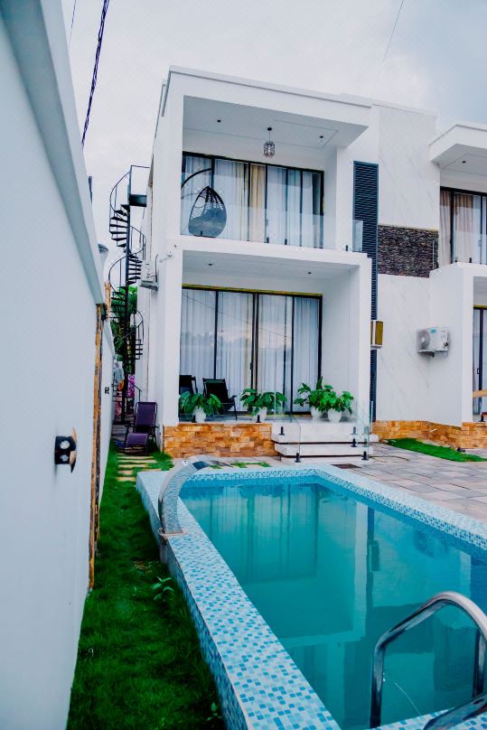Ape Villa Dar