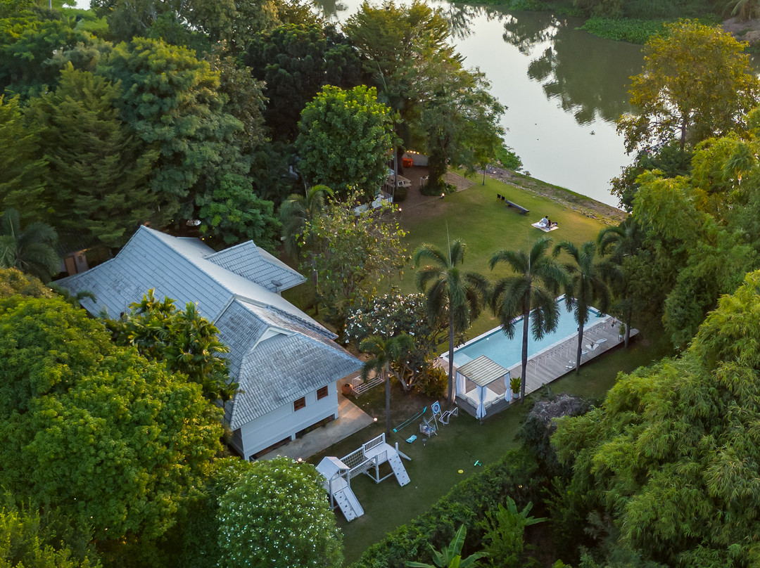 Hide & Seek River Villa (捉迷藏河畔别墅)