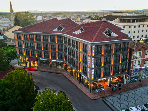 WestDoor Hotel