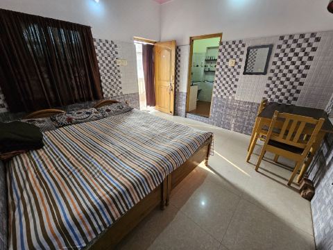 Jolly Homes - 400 Mtrs from ISKCON