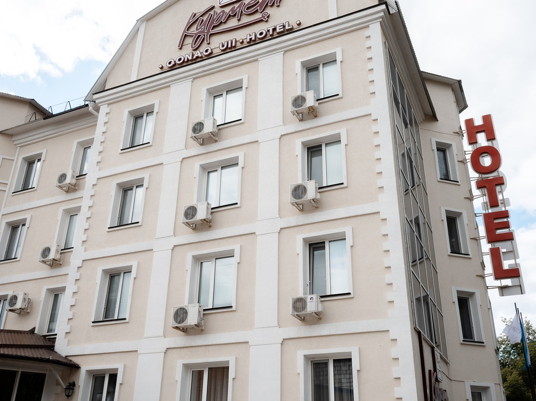 Kurmet Hotel
