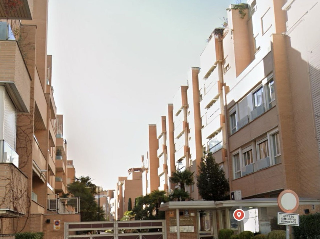 Alcobendas Cómodo y Luminoso Un Dormitorio