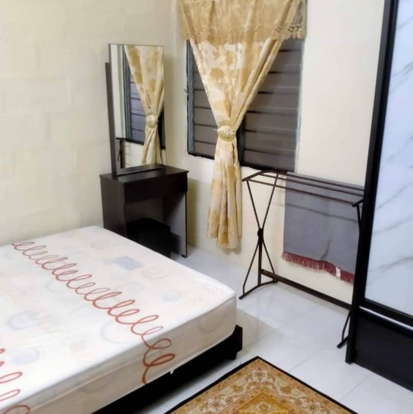 D Baity Homestay Gemas-MALAY ONLY