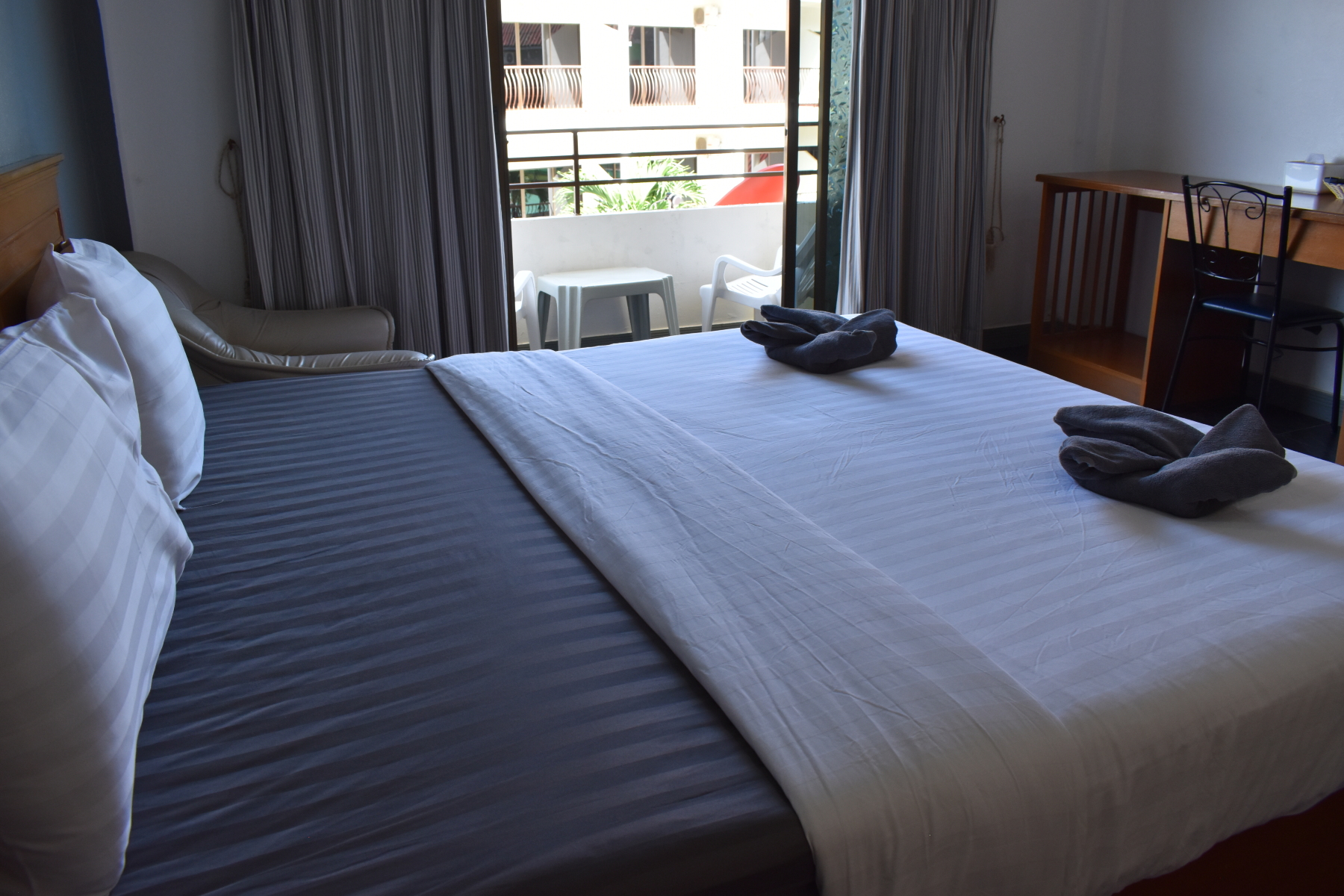 卡伦萨拉布亚客房旅馆-官方