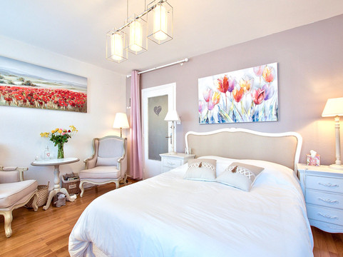 Vaulx en Velin酒店住宿-Naturalbnb