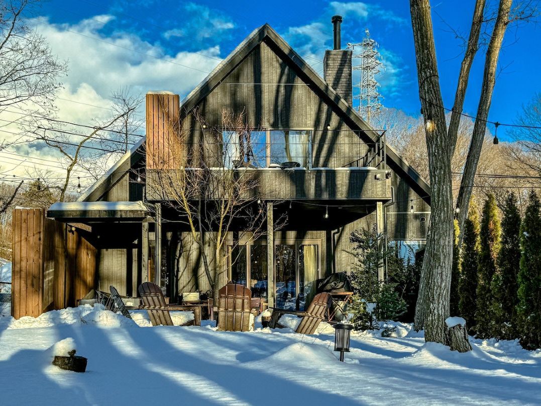 [TV] Luxury adult secret base villa 120 ㎡ Sauna, stone bath, bonfire, BBQ [Mori building]