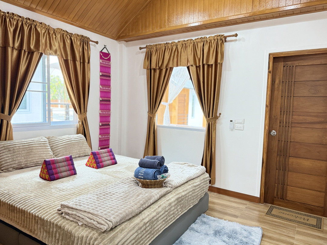 Huen Kathoey Homestay