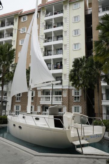 芭提雅七海二期游泳健身親子度假公寓