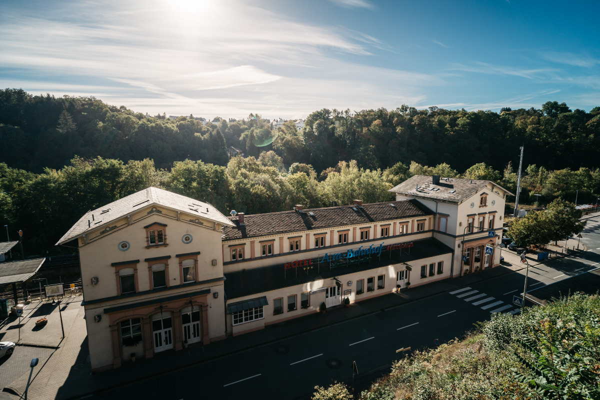 Hotel am Bahnhof-官方