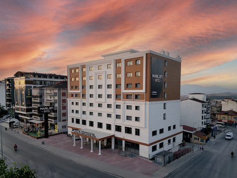 马伦酒店·登尼兹利