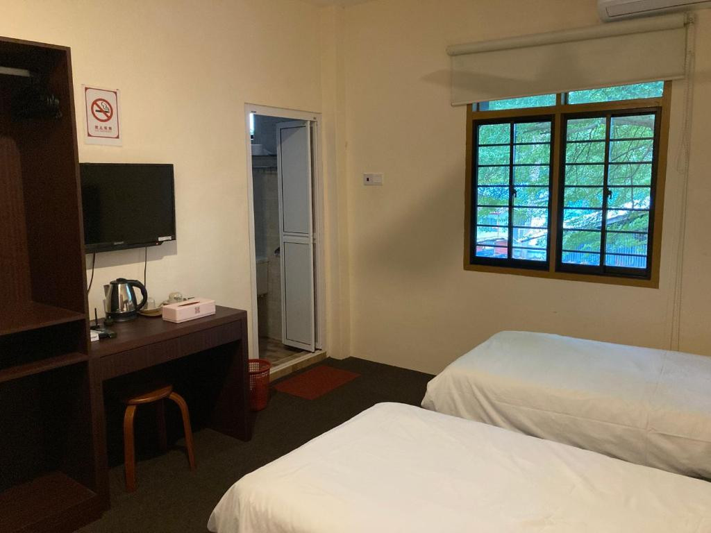 De Village Lodge