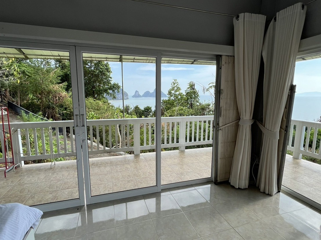 The Sunset Suite - 180° Panoramic Sea Views