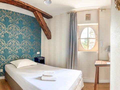 法国与吉斯酒店