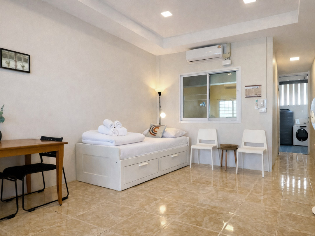 Hug Ubon Rooms