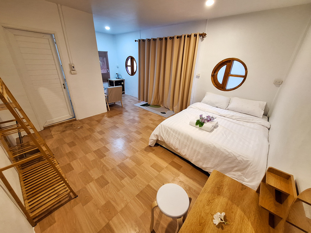 Charoensuk homestay Uttaradit