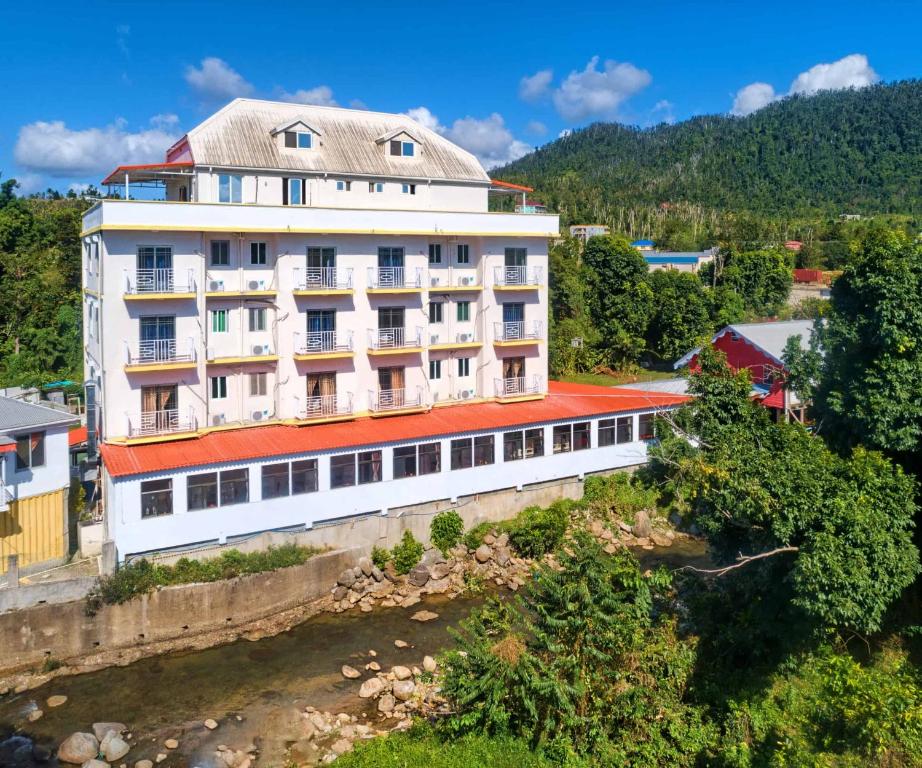 Riverside Hotel-官方