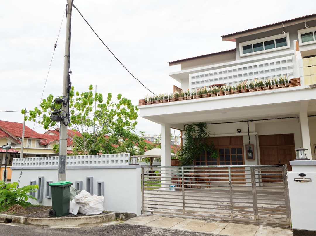 D’SeBalik Pulau - Tropical Boutique Home