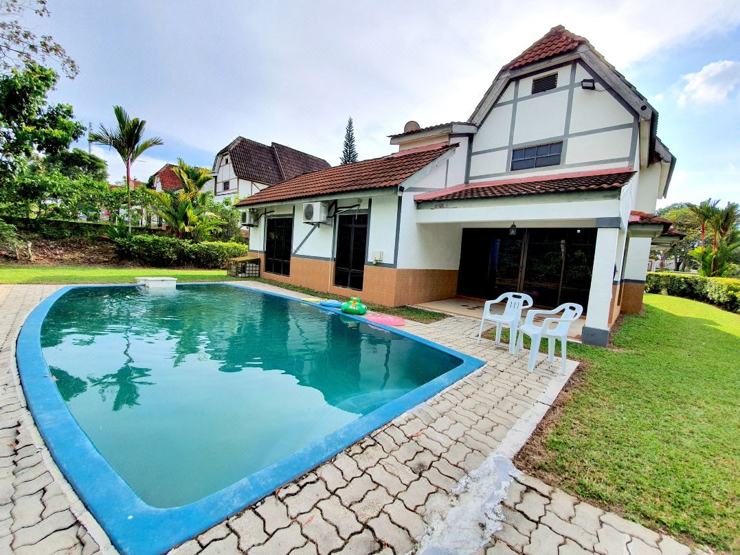 Melaka Afamosa Villa with Private Pool for 10 pax D'Faro 789 by BeeStay