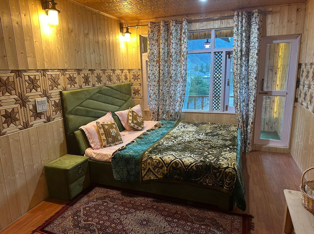 D' Shiekh's Resort Gurez
