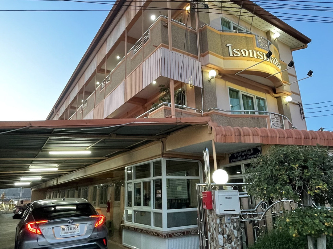 查伦迪酒店