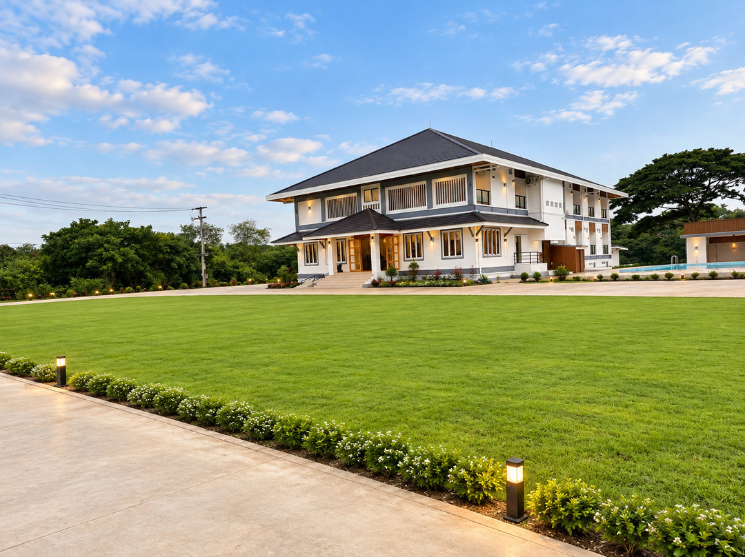 Proud Namphong Hotel