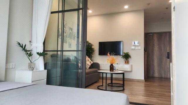 Ecopark Lushy Stay - Sunny Color