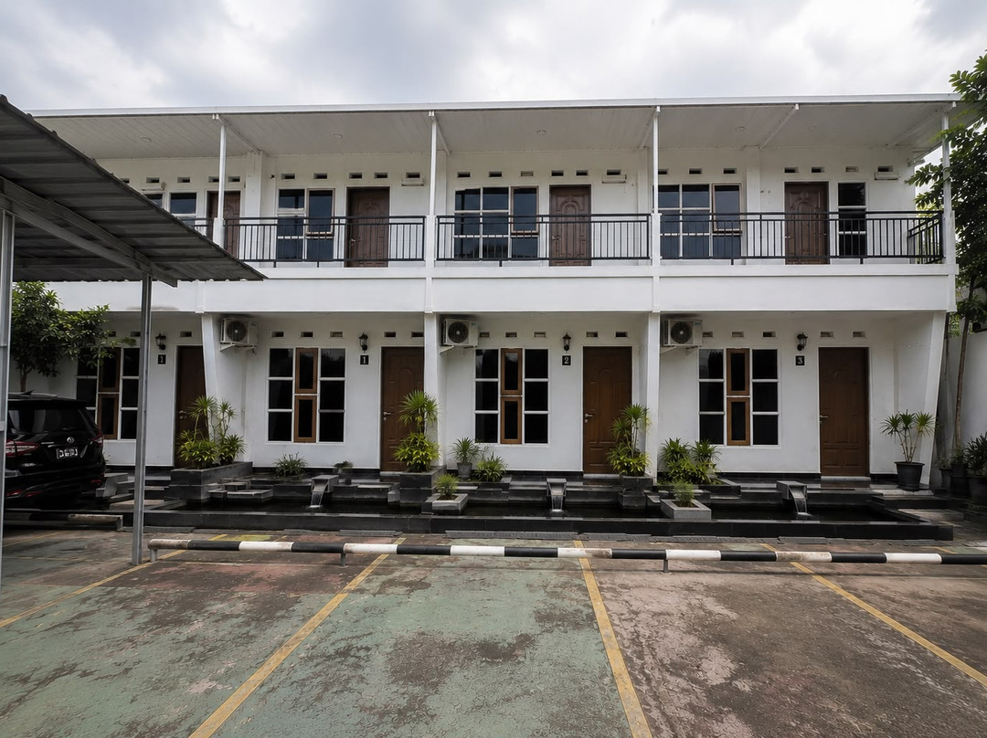 Marta Sharia Hotel
