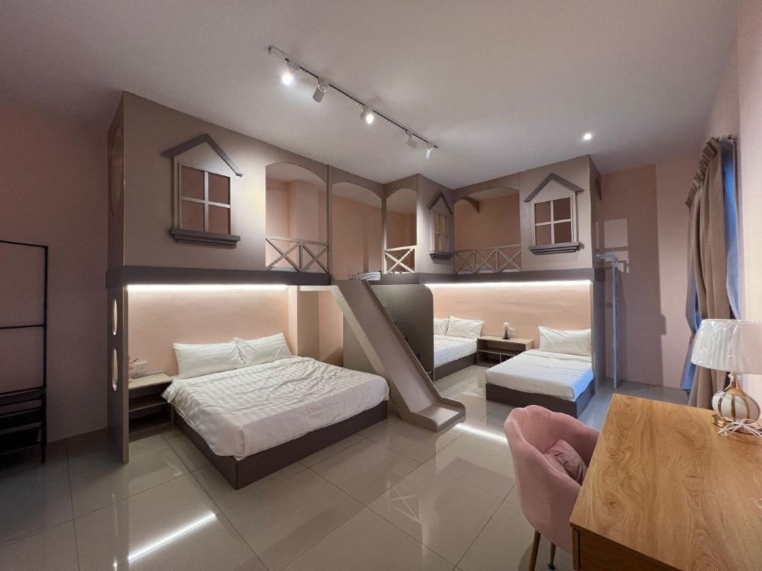 JIA Residence 21 pax (Karaoke + Snooker)