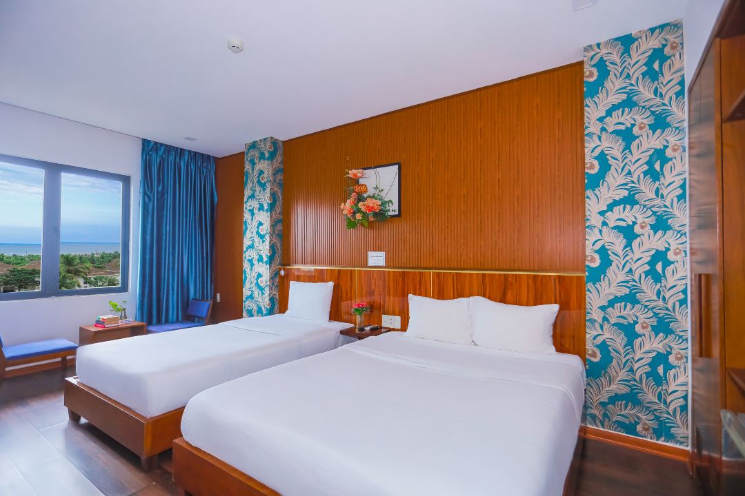 LAMER HOTEL