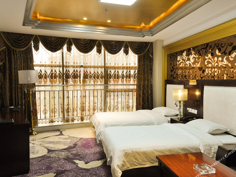 滦平豪门大酒店