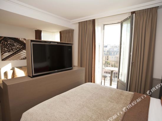 Villa Saxe Eiffel Room Type - Deluxe Villa Room