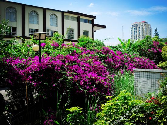 兴义黔山度假酒店