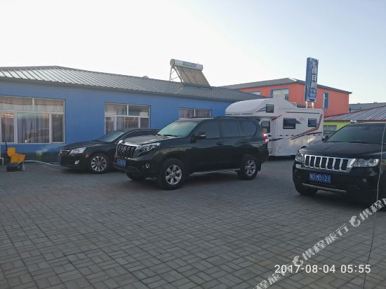 乌兰布统萨日朗青年旅馆