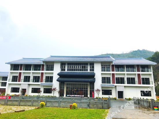 隐沫酒店(陆河世外梅园店)