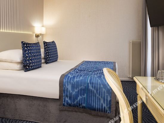Hotel Victor Hugo Paris Kléber Room Type - Superior Room Hotel Victor Hugo Paris Kléber Room Type - Superior Room