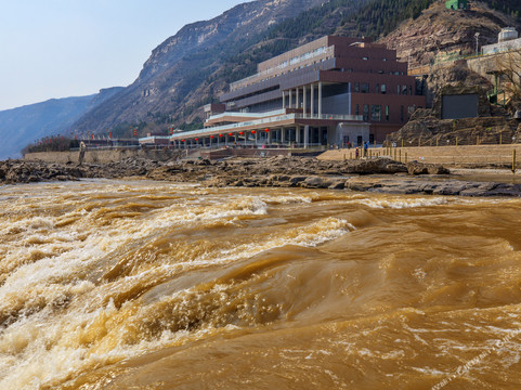 陕旅云尚·观瀑舫
