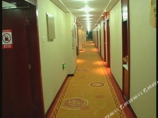 阿克苏新华世纪酒店