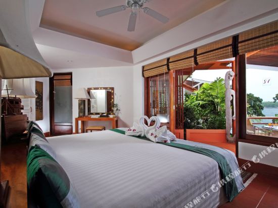 Mom Tri's Villa Royale Room Type - Ocean Wing Suite