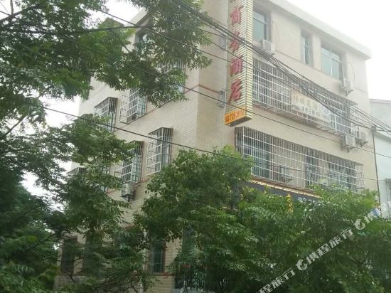 岳阳杨城商务酒店