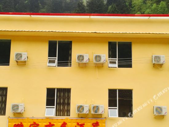 松潘鹏宇商务酒店